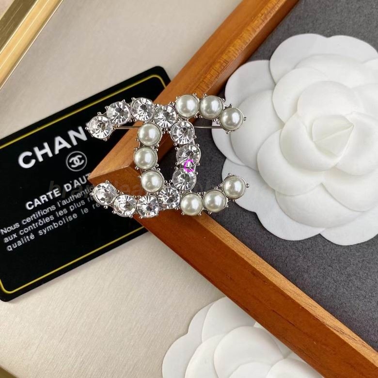 Chanel Brooch 473